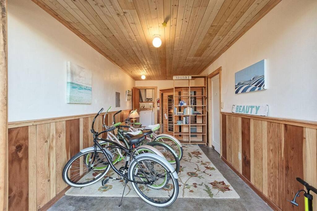Downtown Digs-Sauna, Hot Tub, Bikes - Fun Times! Arcata Exterior photo